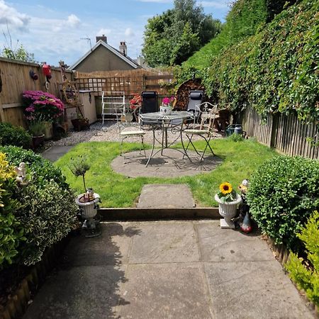 Town Cottage Ground Floor Appartment Bridgend  Luaran gambar
