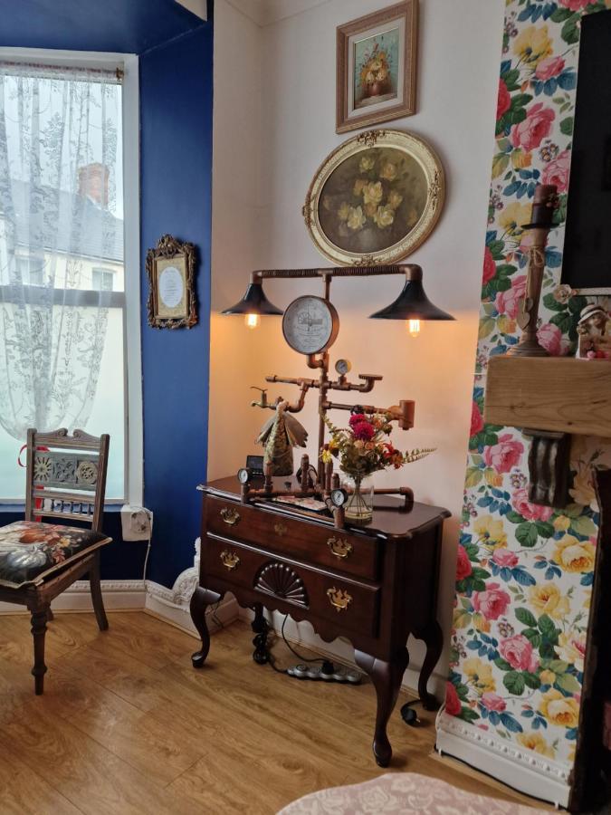 Town Cottage Ground Floor Appartment Bridgend  Luaran gambar