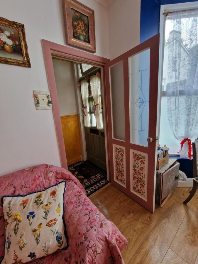 Town Cottage Ground Floor Appartment Bridgend  Luaran gambar
