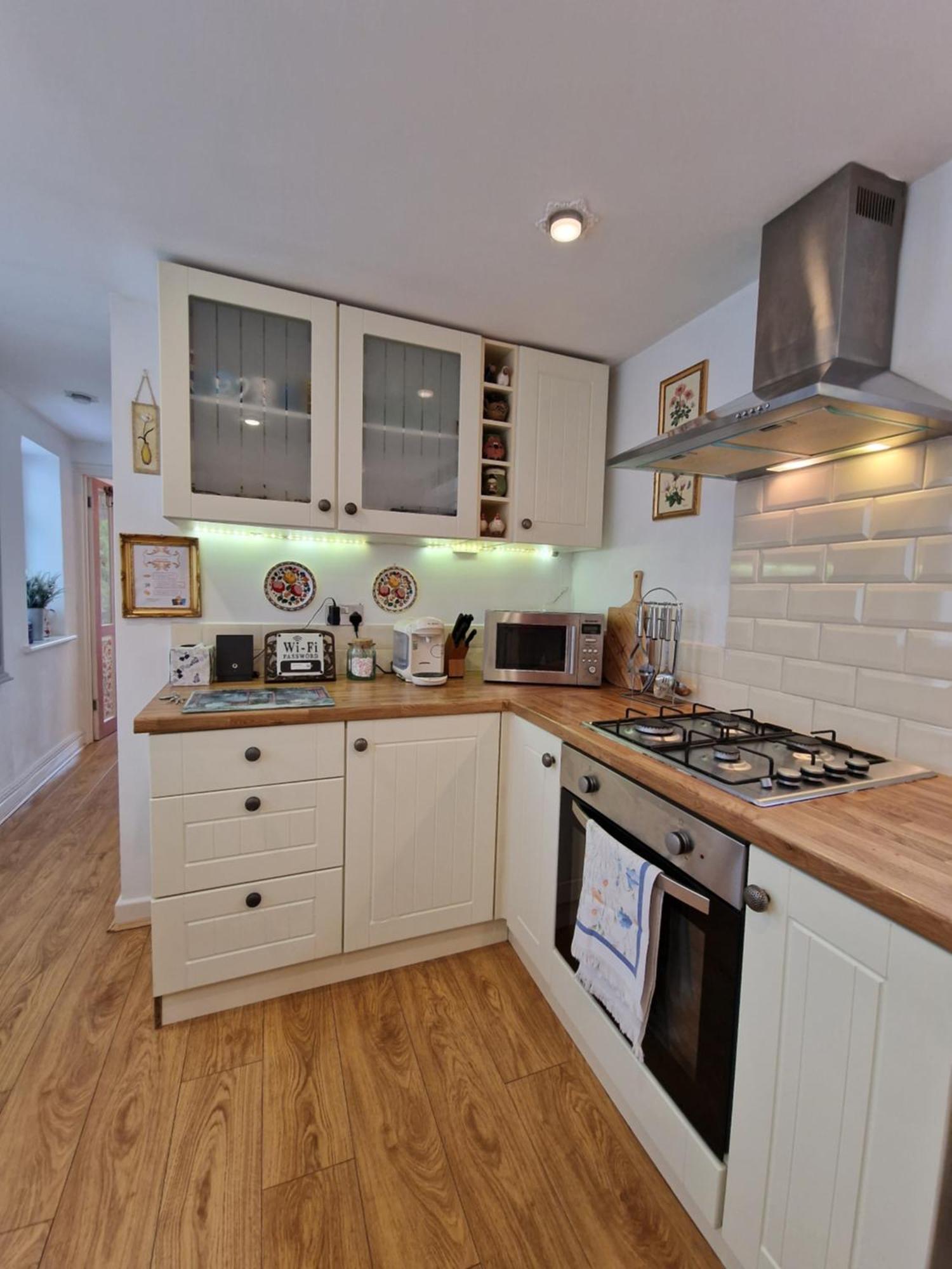 Town Cottage Ground Floor Appartment Bridgend  Luaran gambar